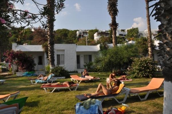Meteor Beach Hotel Тургутрейс Екстериор снимка