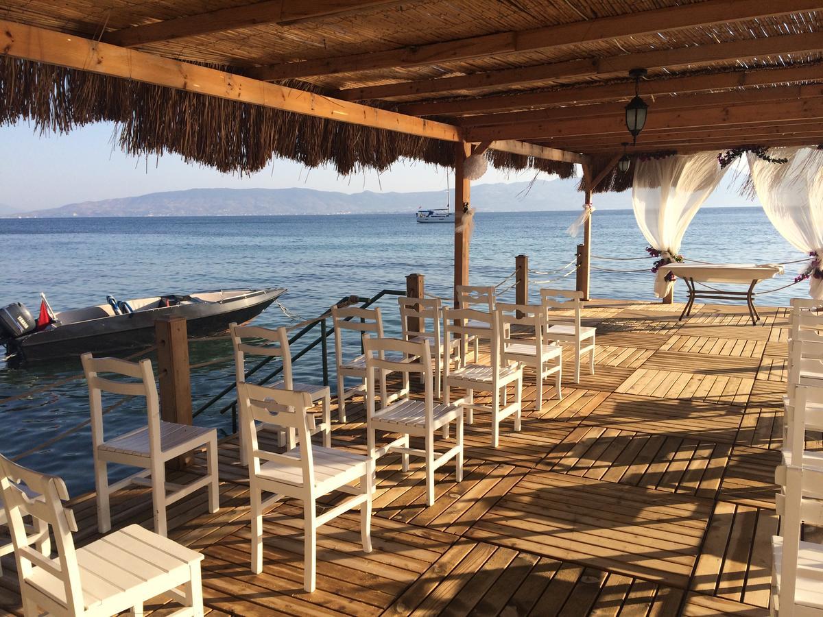 Meteor Beach Hotel Тургутрейс Екстериор снимка